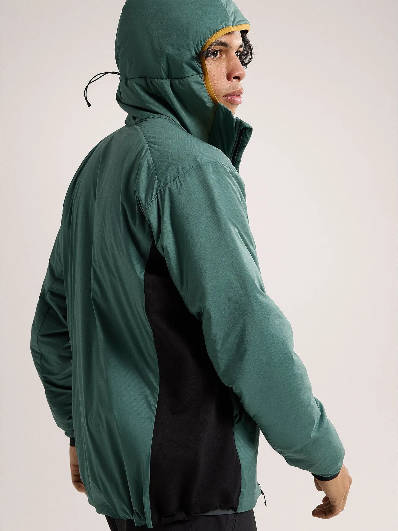 Arc'teryx Men's Atom Hoody Boxcar | Buy Arc'teryx Men's Atom Hoody Boxcar here | Outnorth