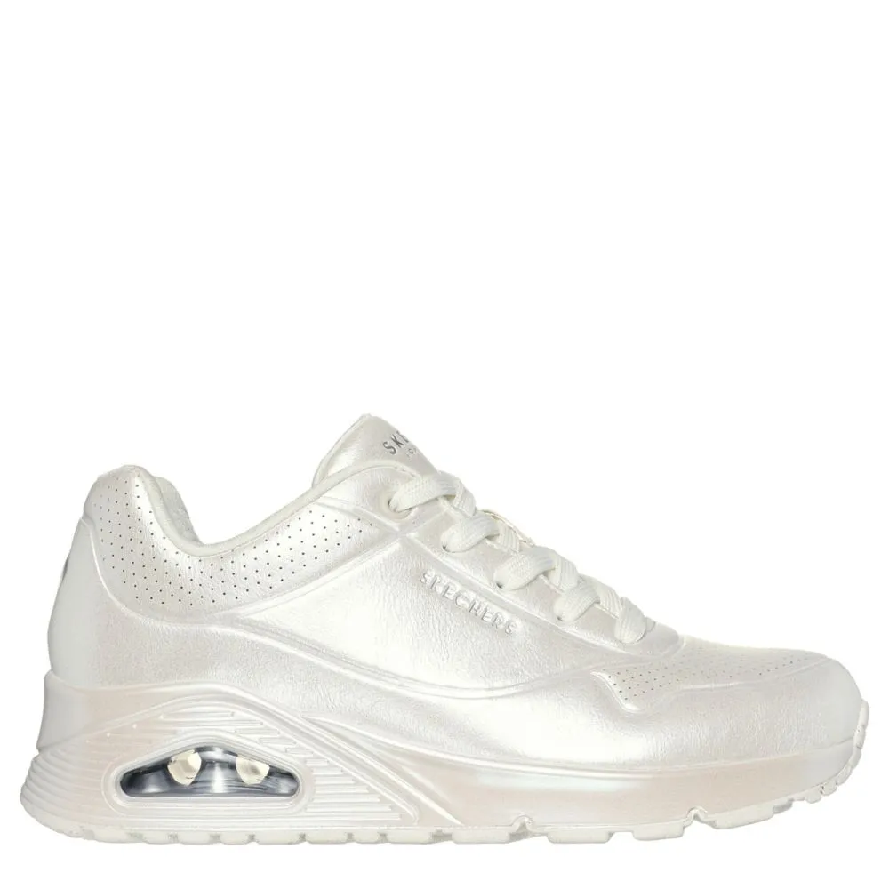 SKECHERS  WOMENS UNO SNEAKER