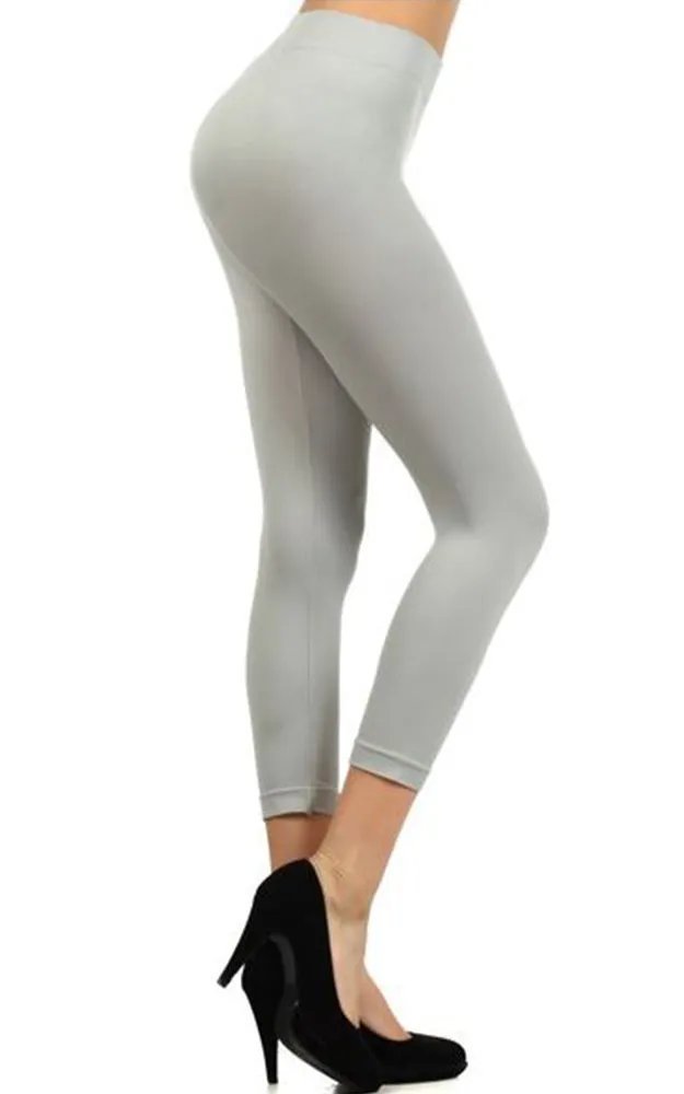 SML826SD Nylon Seamless Capri Leggings