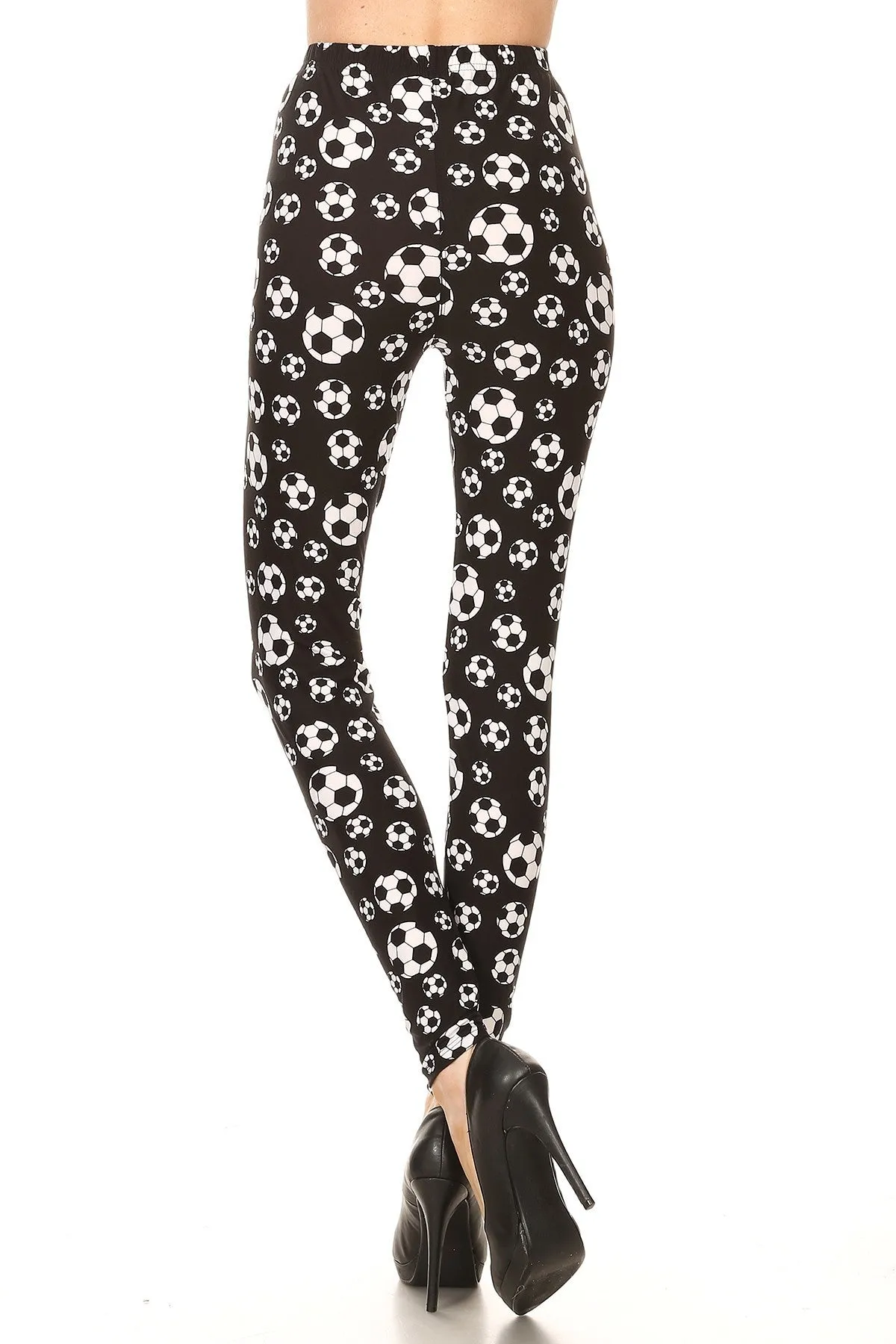 Women's Plus B&W Soccer Ball Sports Pattern Printed Leggings