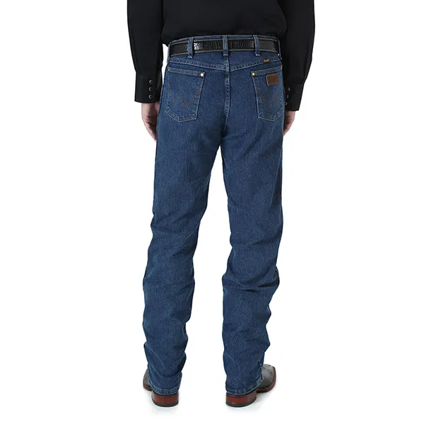 Wrangler Premium Performance Advanced Comfort Cowboy Cut® Regular Fit Jean in Mid Stone